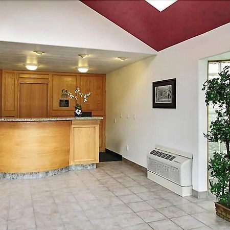 White Wolf Inn Hinton Interior foto